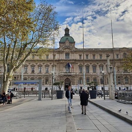 T2 Au Coeur Du Centre Ville De Marseille Exterior photo